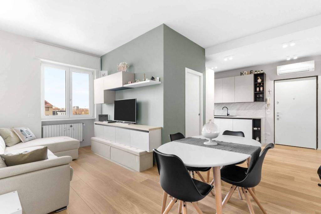 appartamento in vendita a Milano in zona Ronchetto sul Naviglio