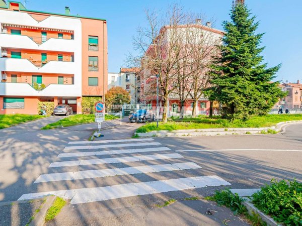 appartamento in vendita a Milano in zona Ponte Lambro