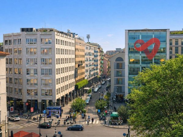 appartamento in vendita a Milano in zona Brera
