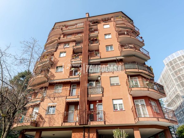 appartamento in vendita a Milano in zona Precotto