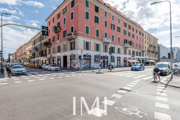 appartamento in vendita a Milano in zona Solari