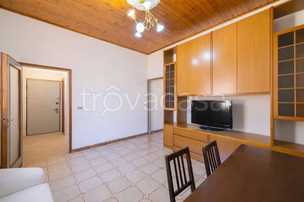 appartamento in vendita a Milano in zona Porta Venezia