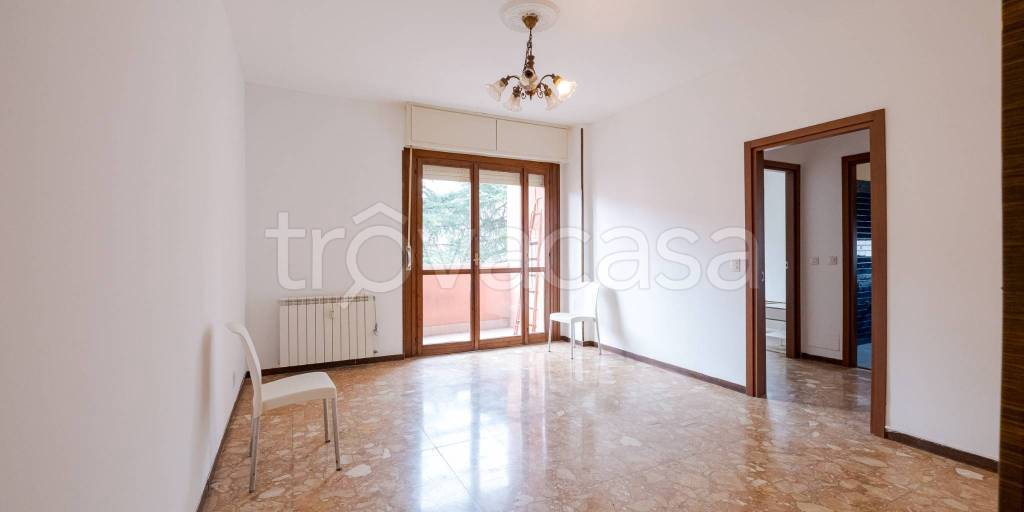 appartamento in vendita a Milano in zona Gallaratese