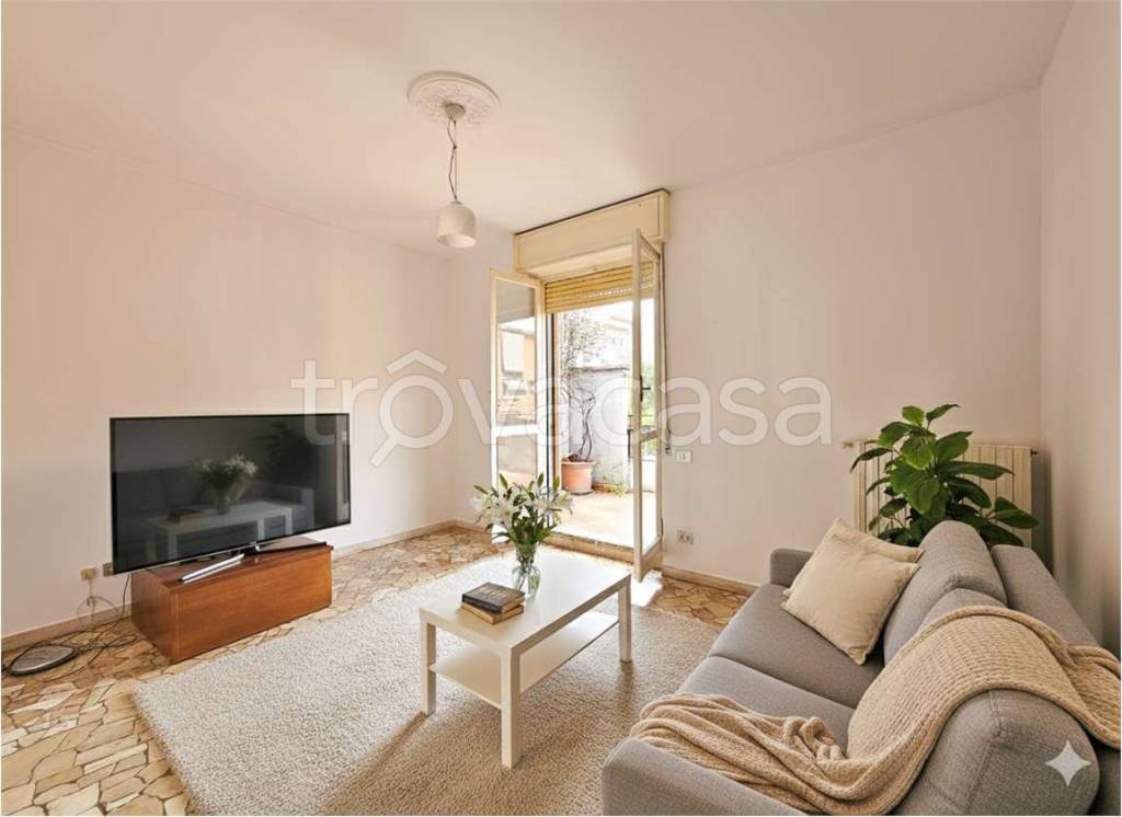 appartamento in vendita a Milano in zona Vigentino