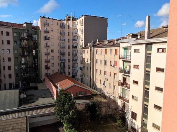 appartamento in vendita a Milano in zona Bovisa