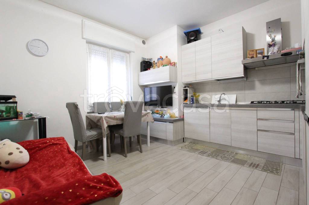 appartamento in vendita a Milano in zona Affori