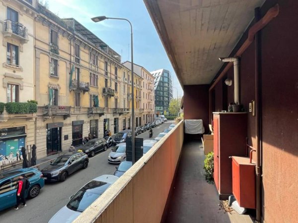 appartamento in vendita a Milano in zona Isola