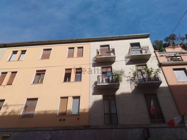 appartamento in vendita a Milano in zona Isola