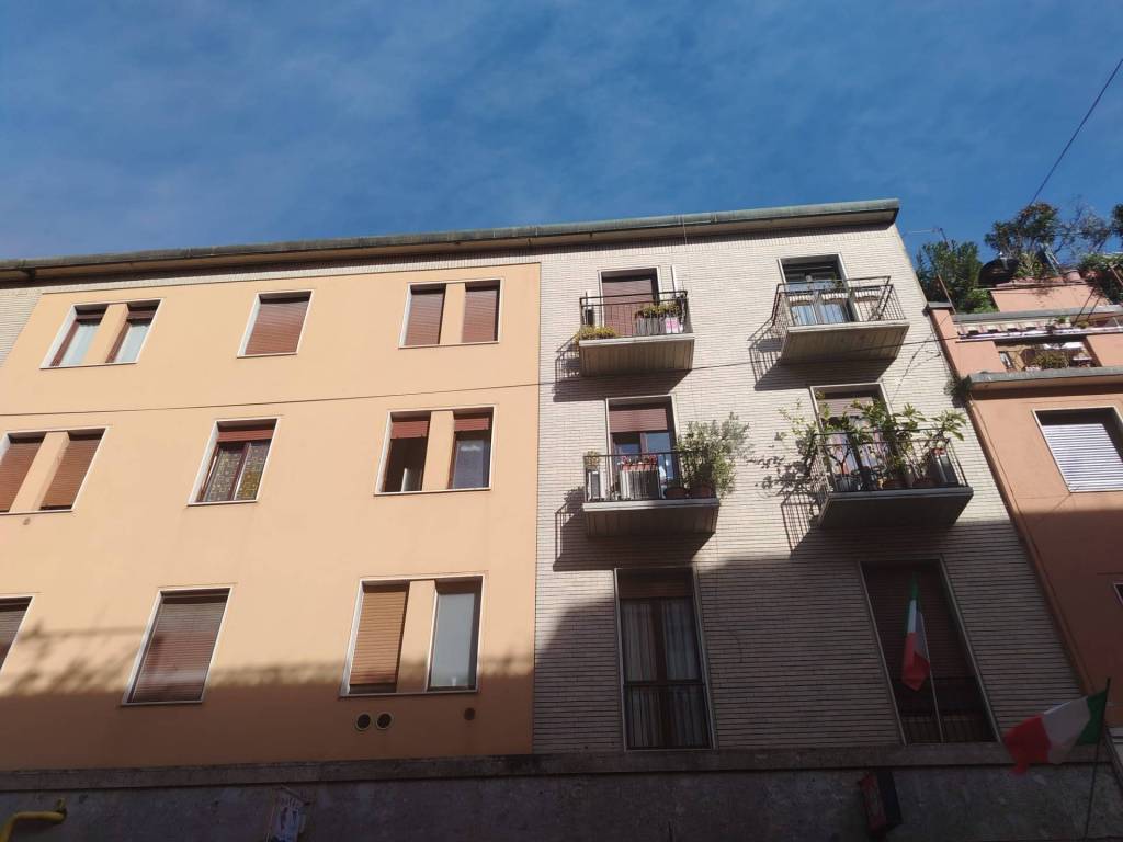 appartamento in vendita a Milano in zona Isola