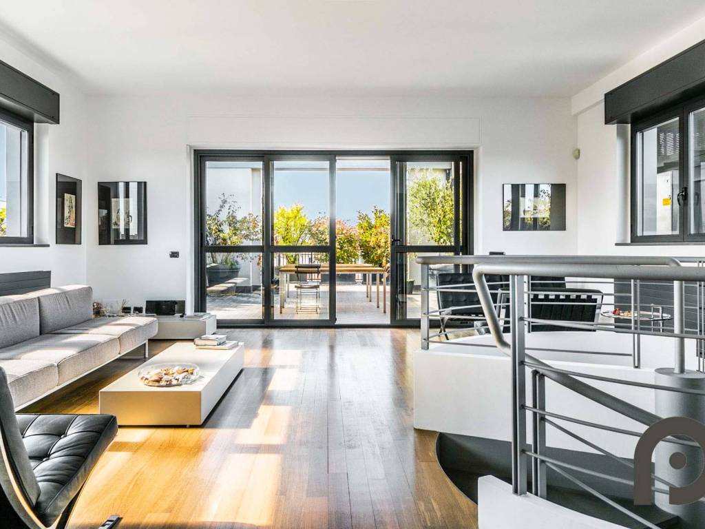 appartamento in vendita a Milano in zona San Cristoforo