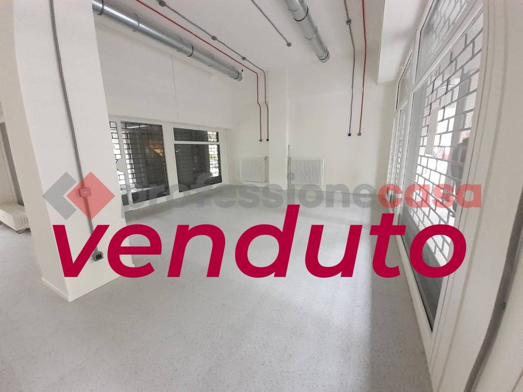 negozio in vendita a Milano in zona Maggiolina