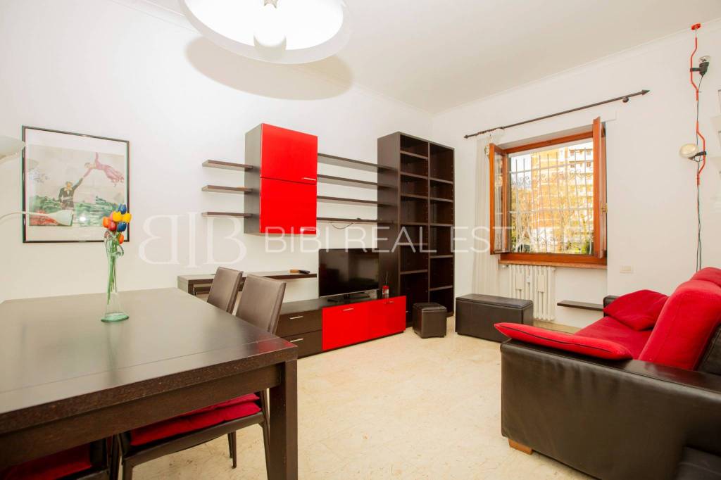 appartamento in vendita a Milano in zona Lorenteggio