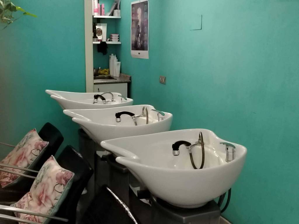 negozio in vendita a Milano in zona Centro Direzionale