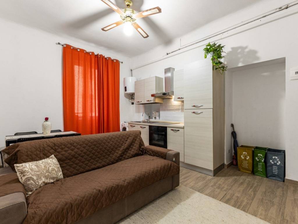 appartamento in vendita a Milano in zona Bocconi