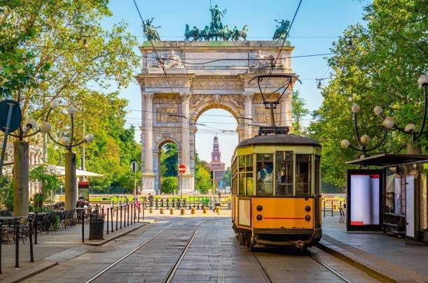 appartamento in vendita a Milano in zona Sempione