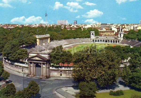 appartamento in vendita a Milano in zona Sempione