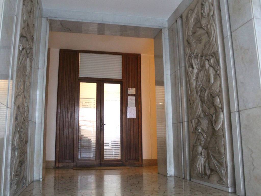 appartamento in vendita a Milano in zona Città Studi