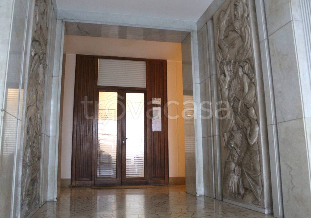 appartamento in vendita a Milano in zona Città Studi