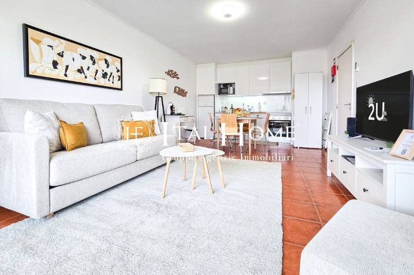 appartamento in vendita a Milano in zona Porta Genova