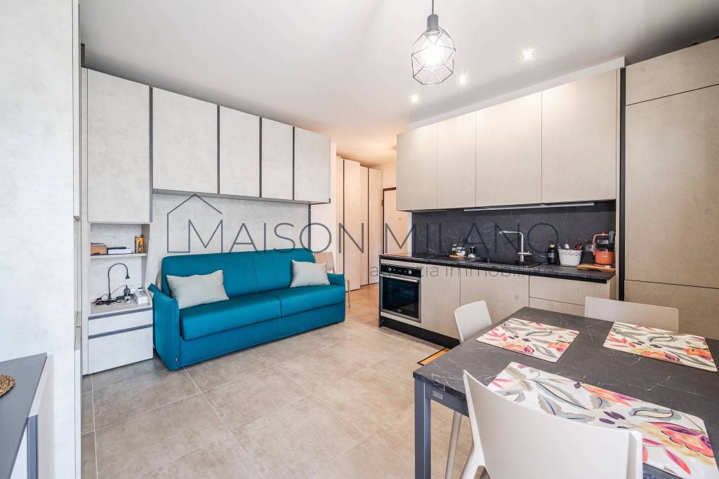 appartamento in vendita a Milano in zona Bocconi