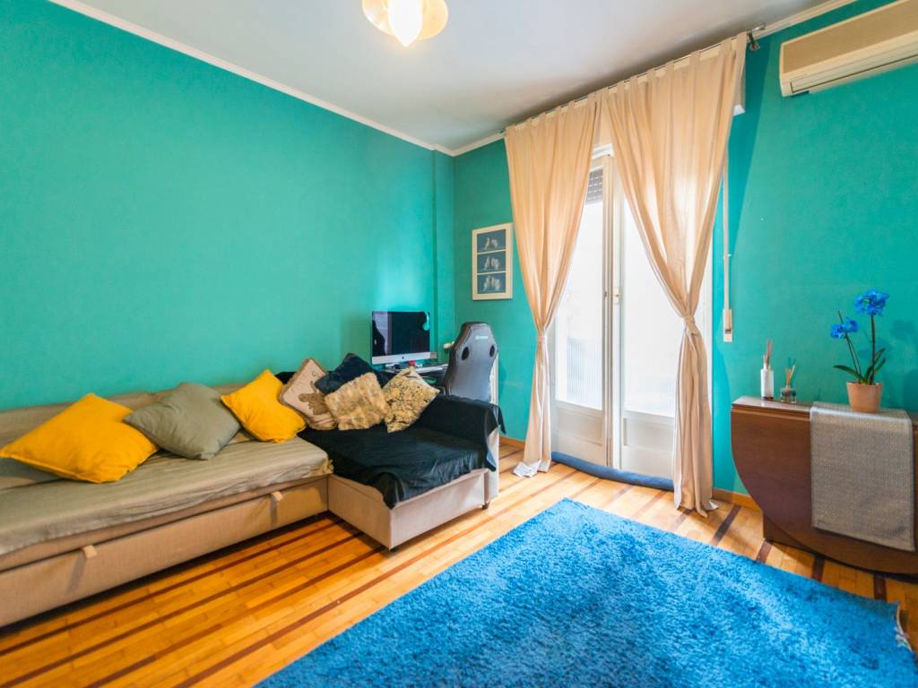 appartamento in vendita a Milano in zona Città Studi