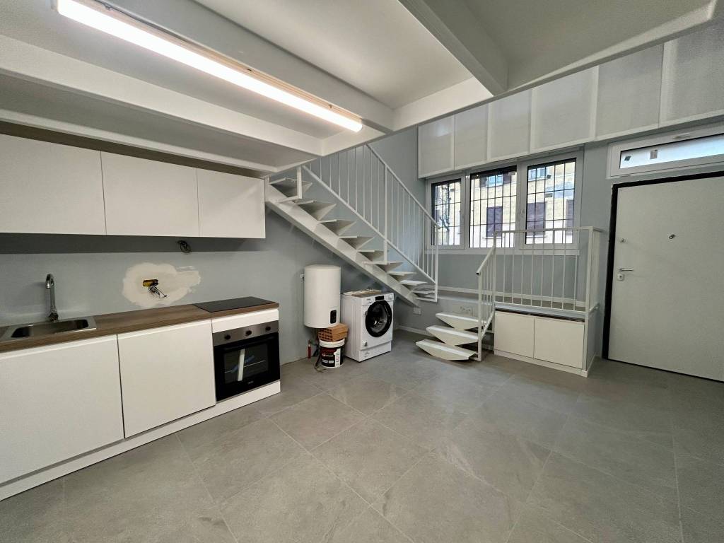 appartamento in vendita a Milano in zona Famagosta