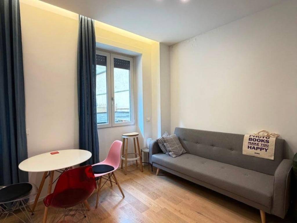 appartamento in vendita a Milano in zona Solari