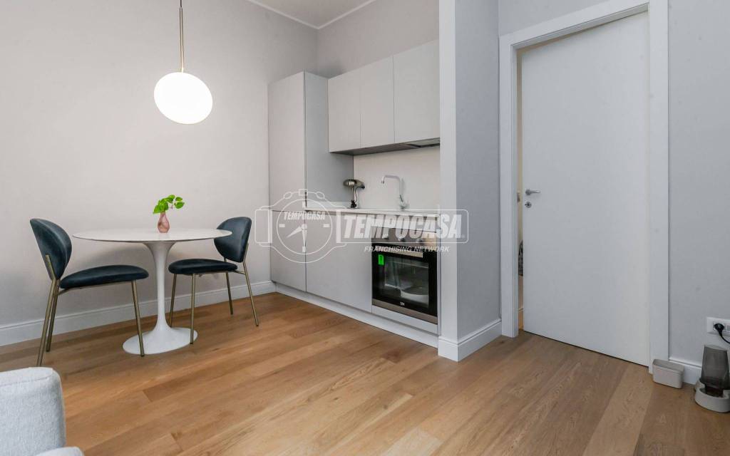 appartamento in vendita a Milano in zona Isola