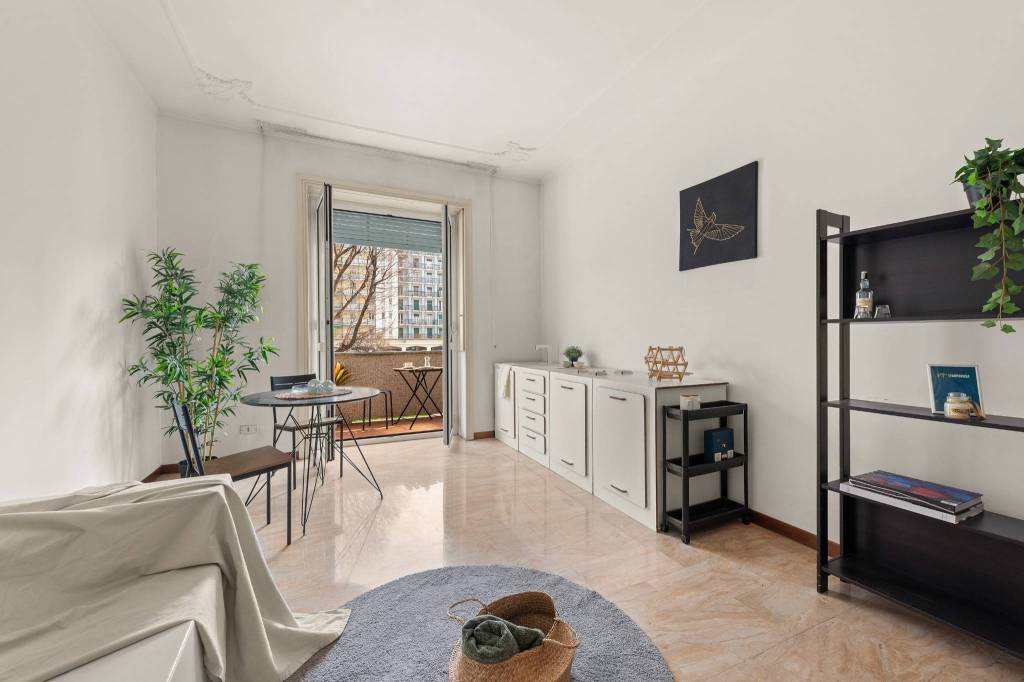 appartamento in vendita a Milano in zona Città Studi