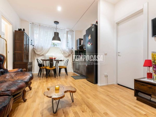 appartamento in vendita a Milano in zona Lorenteggio