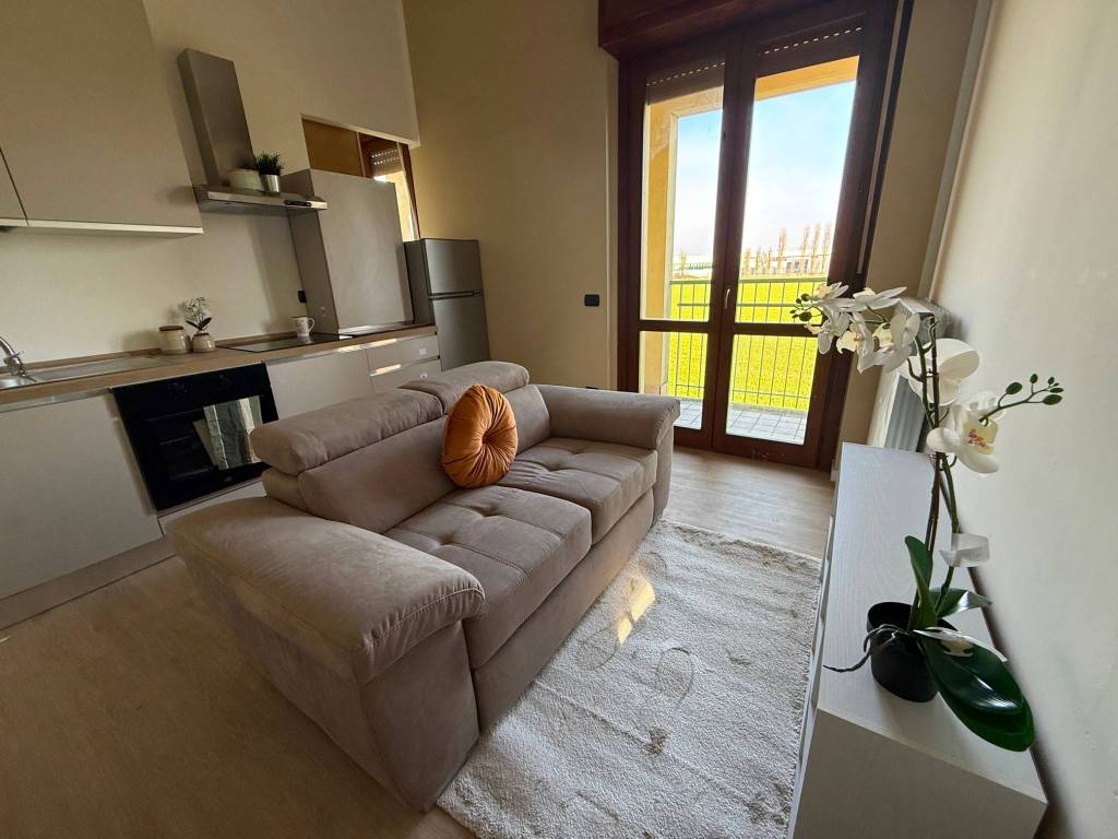 appartamento in vendita a Milano in zona Baggio