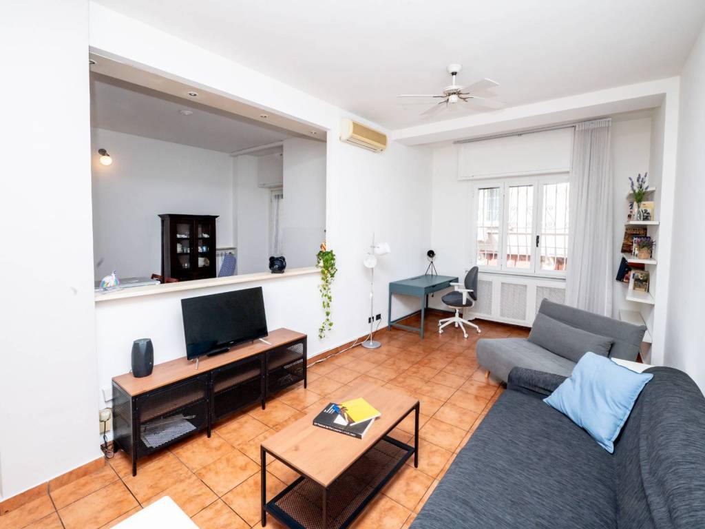 appartamento in vendita a Milano in zona Il Portello