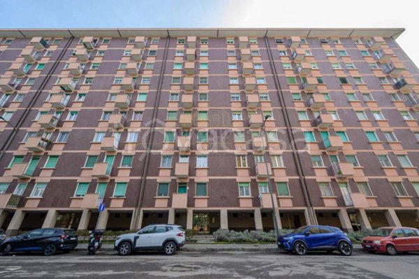 appartamento in vendita a Milano in zona Gallaratese