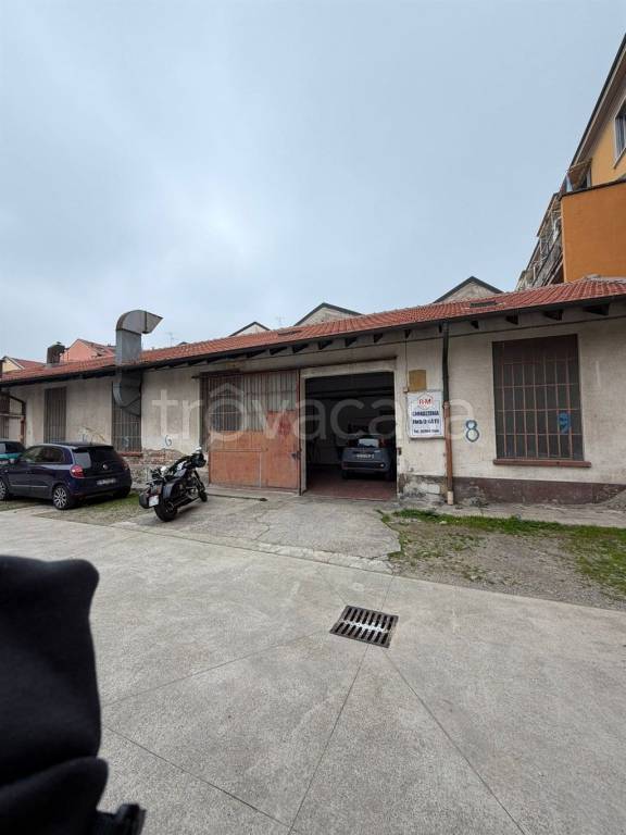 appartamento in vendita a Milano in zona Dergano