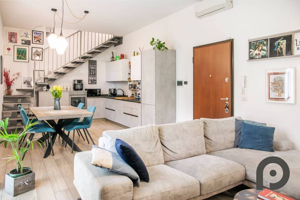 appartamento in vendita a Milano in zona Gorla
