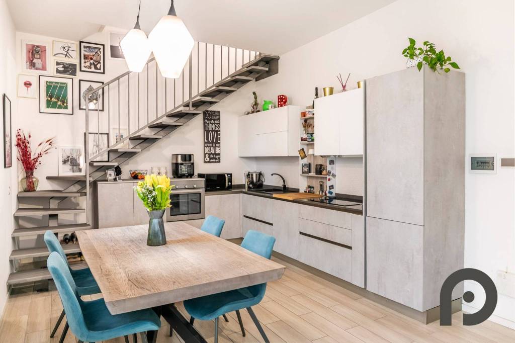appartamento in vendita a Milano in zona Gorla