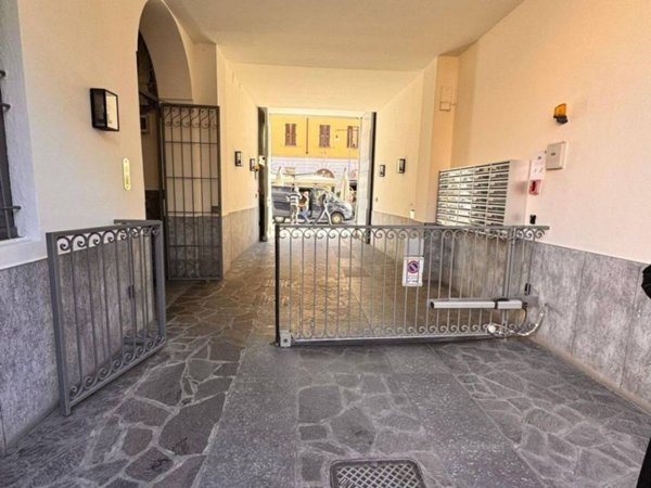 appartamento in vendita a Milano in zona Porta Garibaldi