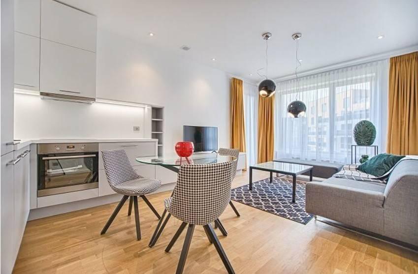 appartamento in vendita a Milano in zona Cadorna