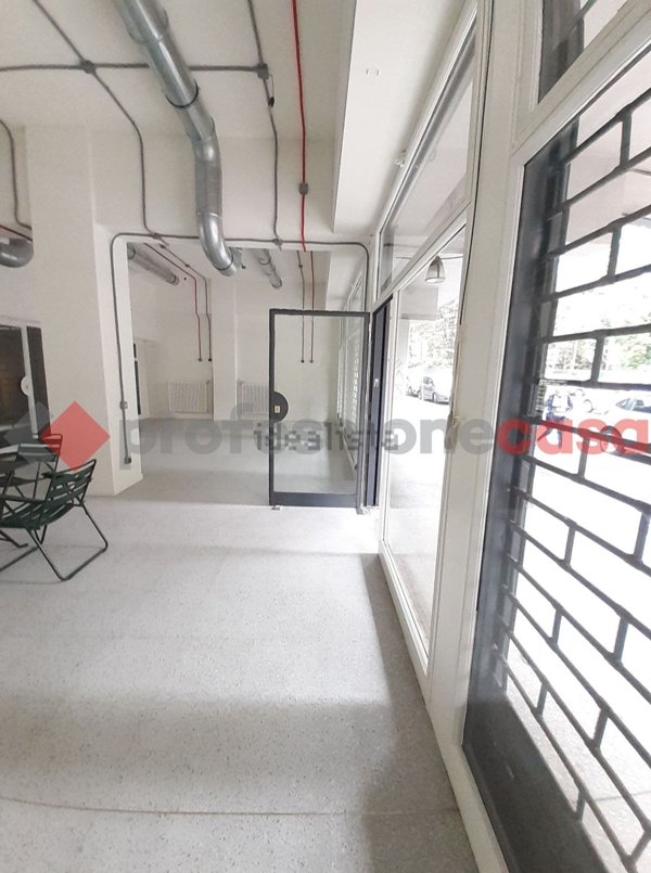 negozio in vendita a Milano