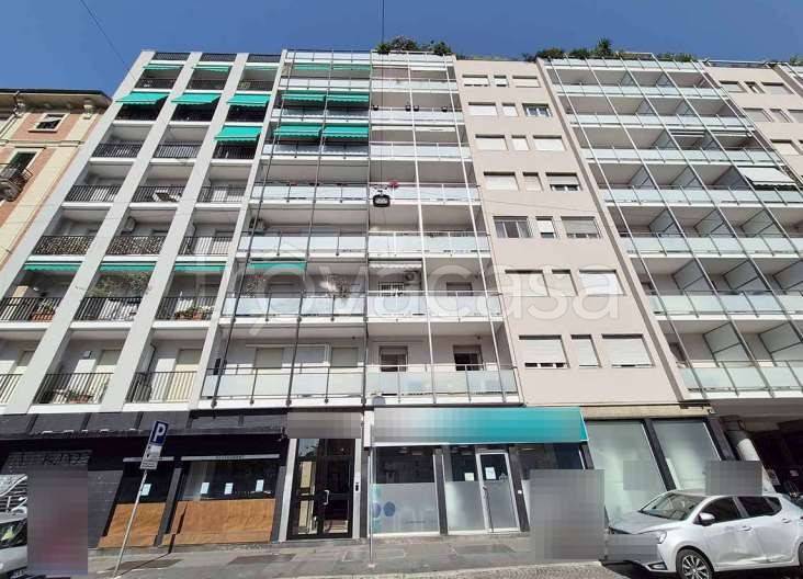 appartamento in vendita a Milano in zona Gorla