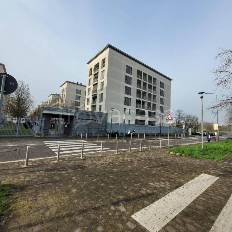 appartamento in vendita a Milano in zona Famagosta