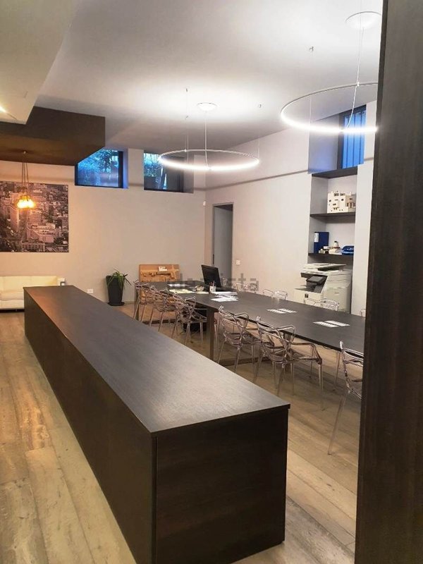 ufficio in vendita a Milano in zona San Vittore