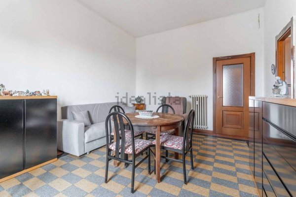 appartamento in vendita a Milano in zona Porta Genova