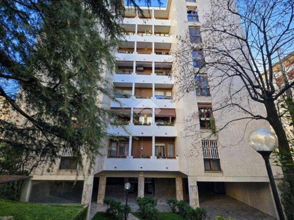 appartamento in vendita a Milano in zona Turro