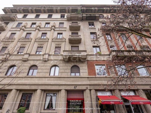 appartamento in vendita a Milano in zona Il Portello