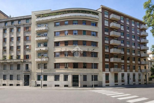 appartamento in vendita a Milano in zona Porta Vittoria