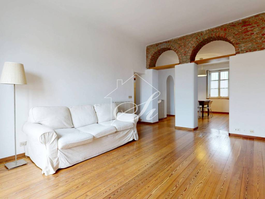 appartamento in vendita a Milano in zona Porta Ticinese