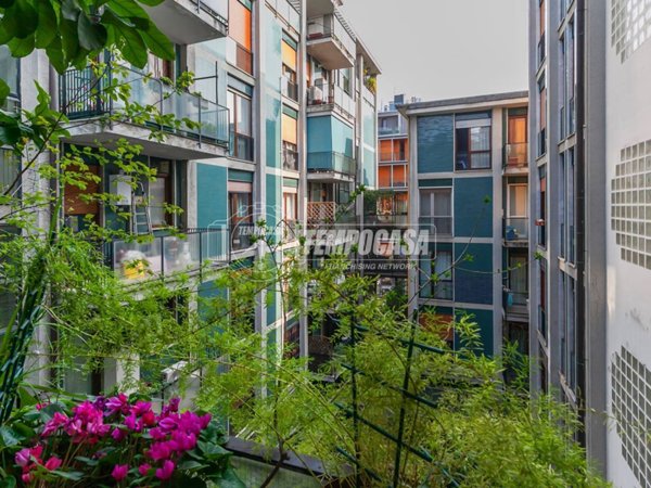 appartamento in vendita a Milano in zona Solari