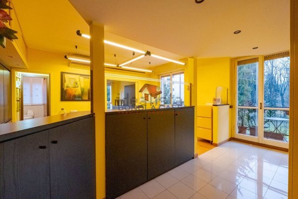 appartamento in vendita a Milano in zona Gallaratese