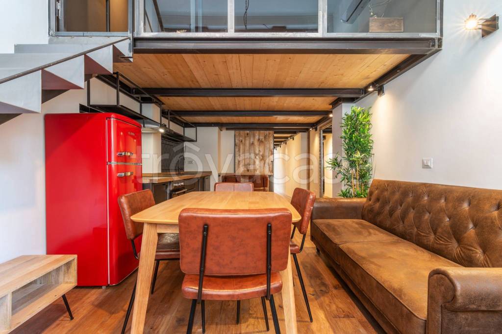 appartamento in vendita a Milano in zona Corvetto